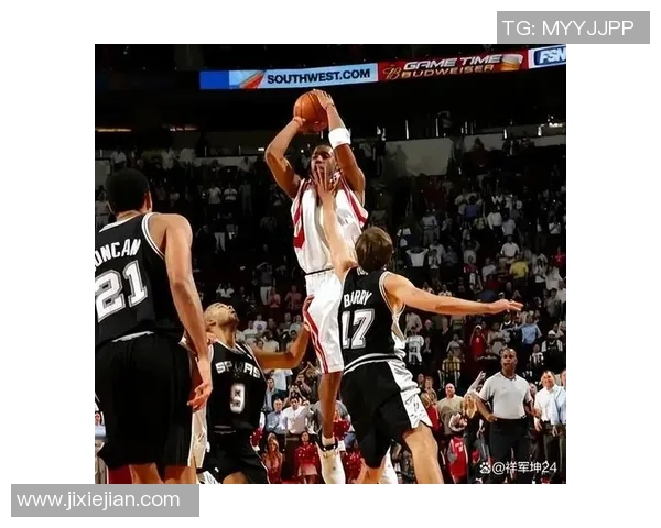 火箭队与马刺2004年经典对决回顾与精彩瞬间分析